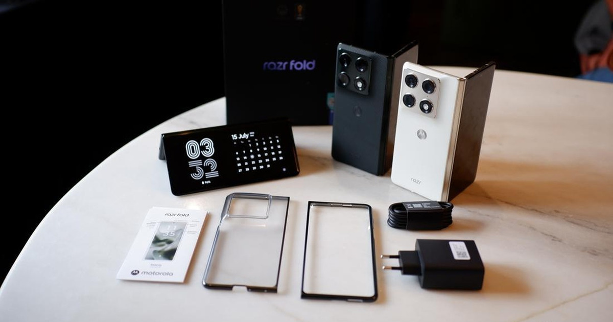 Terungkap Alasan Motorola Razr Fold Hanya 256 GB di Indonesia