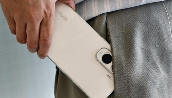 Vivo Y500 Hadir Bawa Baterai Jumbo dan Bodi Tipis Mengagumkan