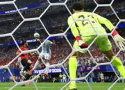 Wasit Kontroversial Kembali Viral, VAR Jadi Perdebatan Dunia