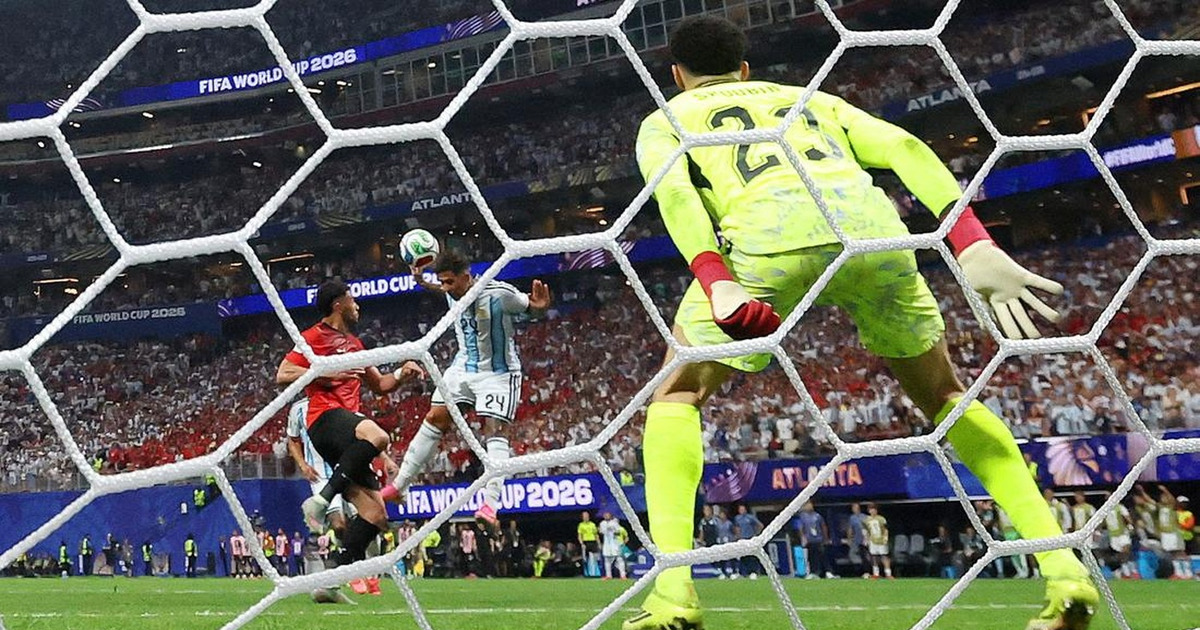 Wasit Kontroversial Kembali Viral, VAR Jadi Perdebatan Dunia