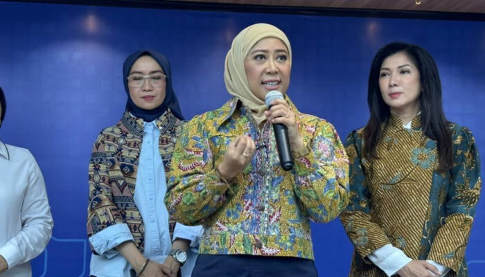 Geger Konten Vape ke Anak Menkomdigi Panggil YouTube Tegas