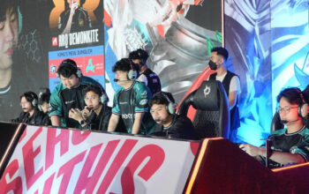 MPL ID S18 Hari Ini Duel Panas RRQ Hoshi Vs Dewa United