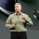 Kejutan Apple Phil Schiller Mundur Bersamaan Cook Lengser