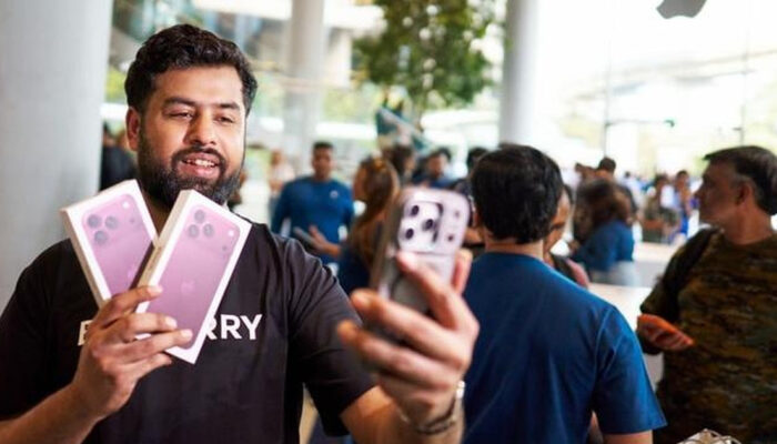 Mengapa Bos Apple Takut Lihat Pelindung Layar di iPhone Anda