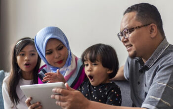 Anak Aman Digital Kunci Ada di Tangan Orang Tua