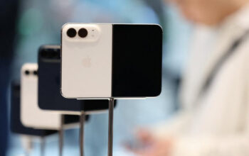 iPhone Duo Disiksa Ekstrem YouTuber, Hasilnya Mengejutkan!