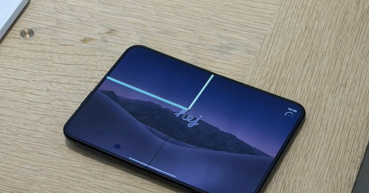 Layar iPhone Duo Retak Misteri Apple Akui Ada Masalah