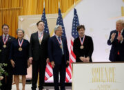 Terungkap! Trump Beri Penghargaan Sains ke Elon Musk Dkk